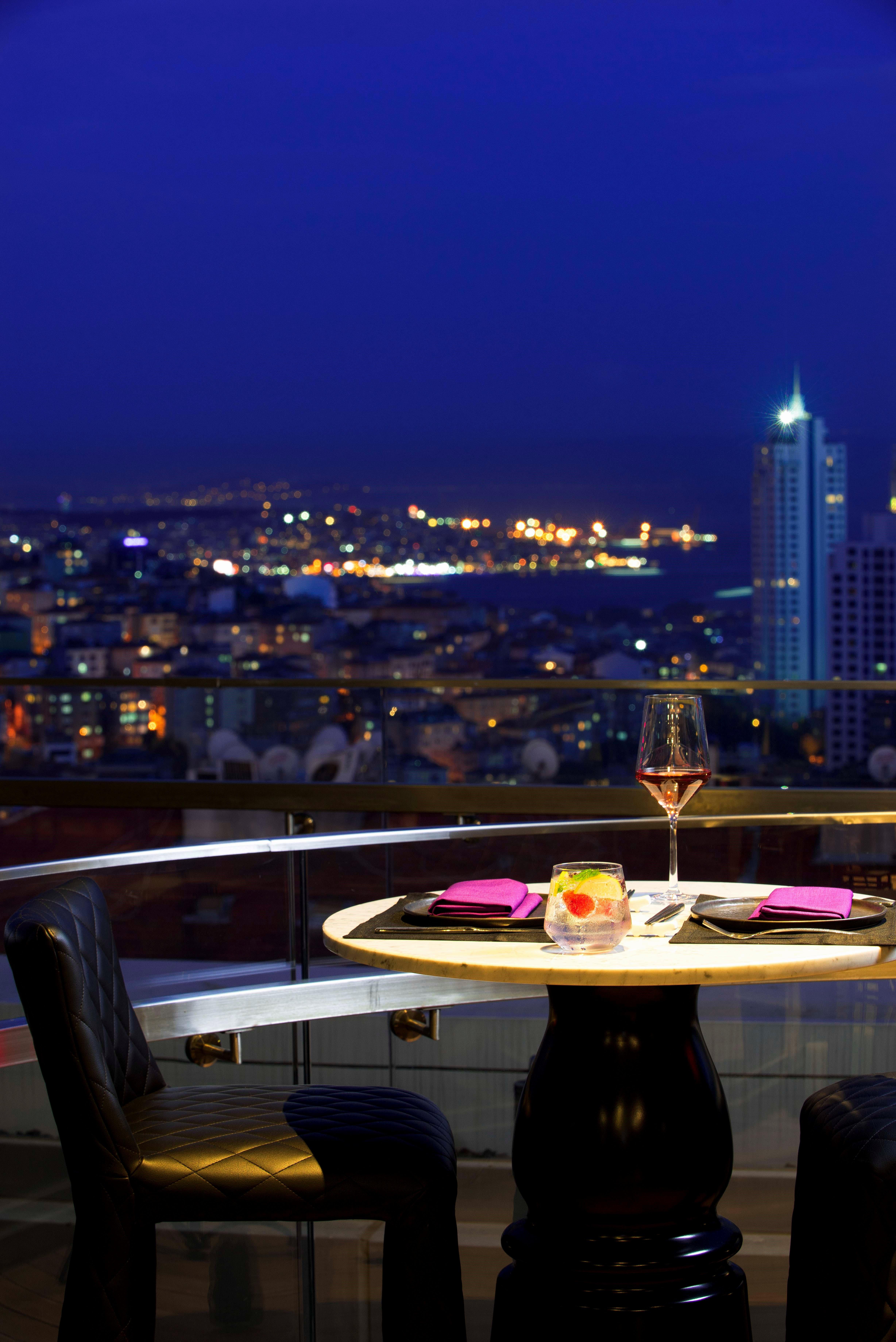 Fairmont Quasar Istanbul Hotel Екстер'єр фото